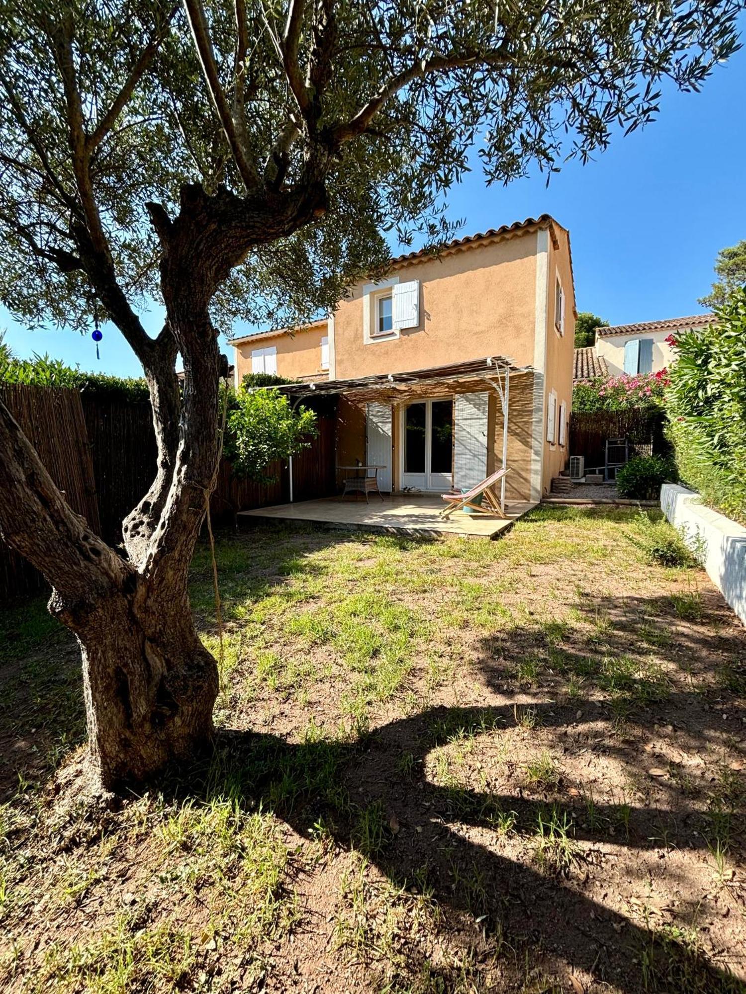 Bastidon Paisible Dans Residence Avec Piscine Fréjus Exterior foto